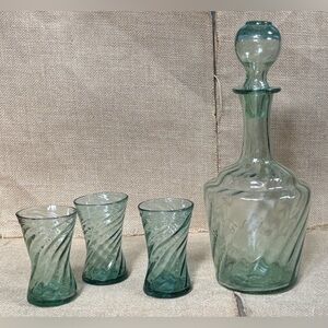 Vintage Green Ripple Swirl Decanter And Liquor Glasses Hand Blown Glass READ